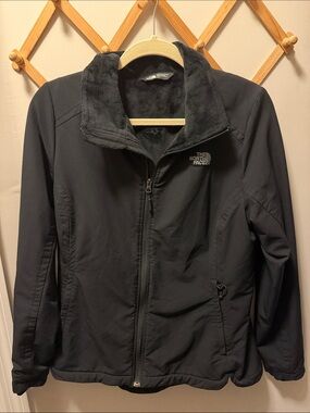 The North Face Black Women's Softshell Fleece Jacket